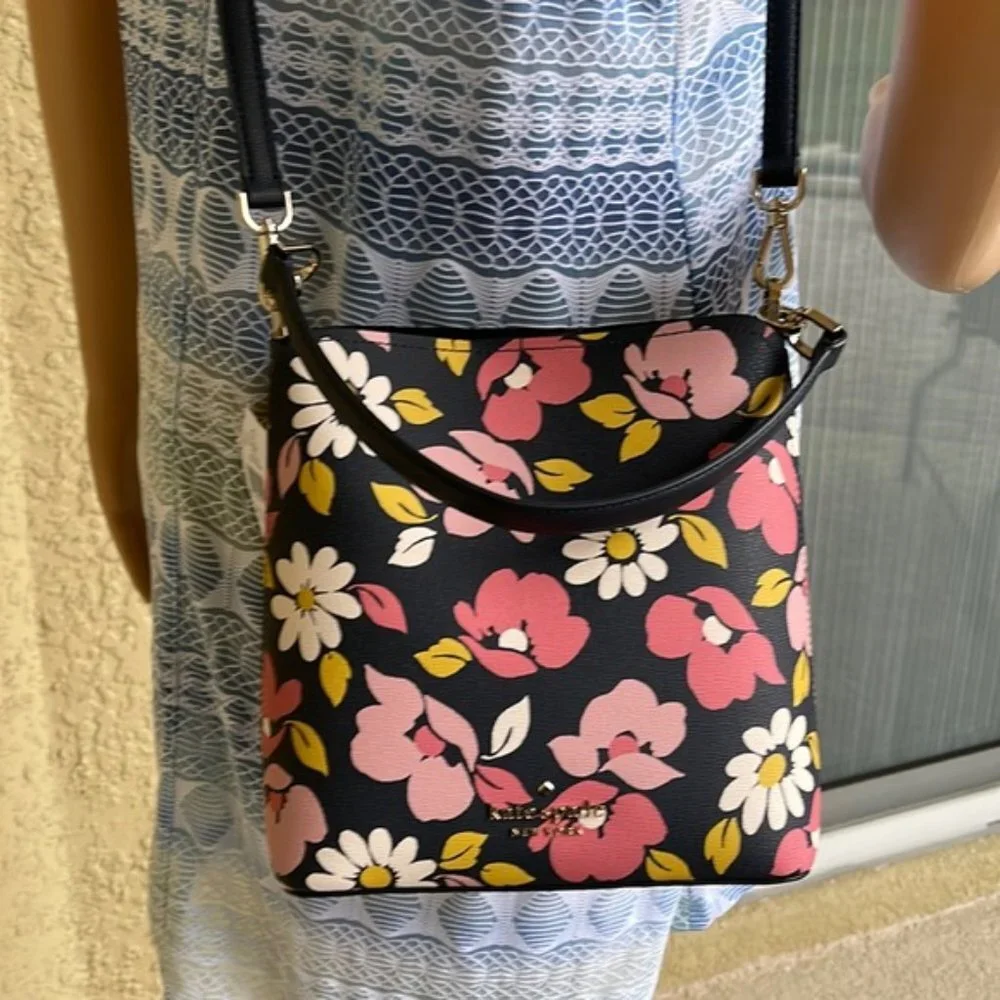 Kate Spade Darcy Small Bucket Bag Road Trip Floral Blue Multi